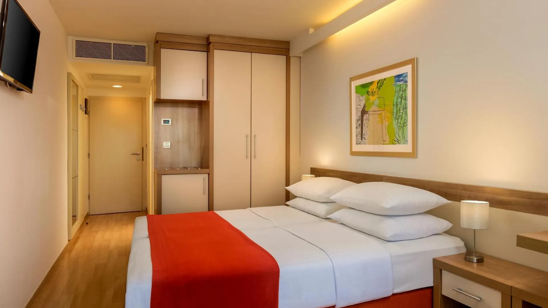 Hotel Aurora Mali Lošinj 4*,