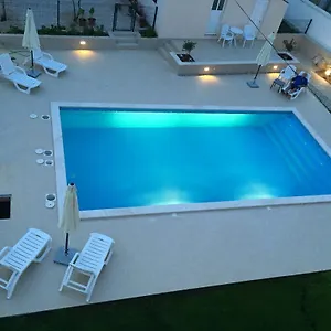 Punta Grzan Pensjonat Petrčane