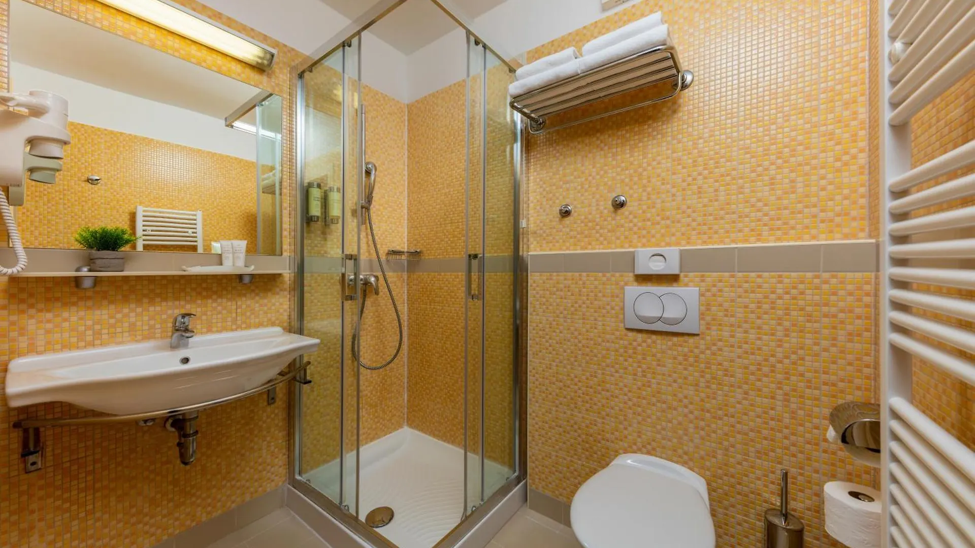 ****  Hotel Aurora Mali Lošinj Horvátország